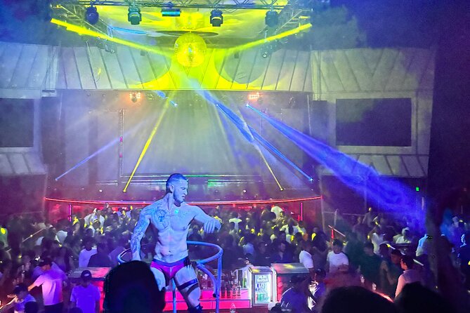 Theatron Party-Tour, 20 Clubs, Map, cocktail, bottle, After-party - What the 150,000 COP package includes