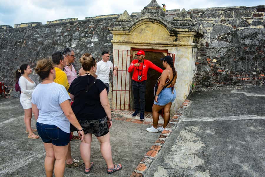 Tour Compartido al Castillo San Felipe de Barajas Cartagena - The chocolate museum stop adds a welcome pause