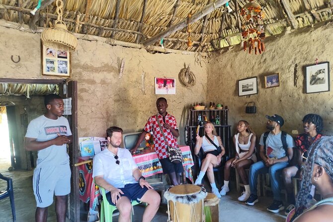 Tour cultural to san Basilio de Palenque from cartagena - The one-hour road from Cartagena