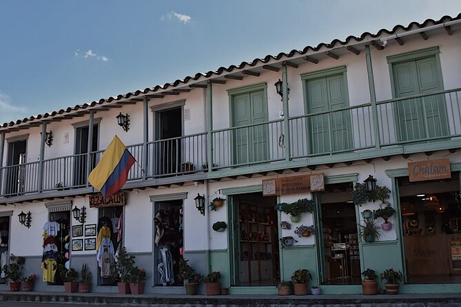 Tour Guatapé - Breakfast, lunch, and the real value of $38