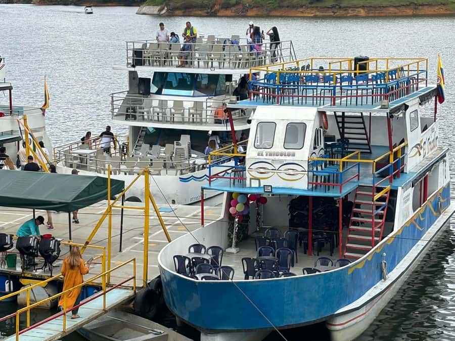Tour Guatapé con visita a Granja de las Llamas y las Alpacas - Why this day trip works for first-time visitors