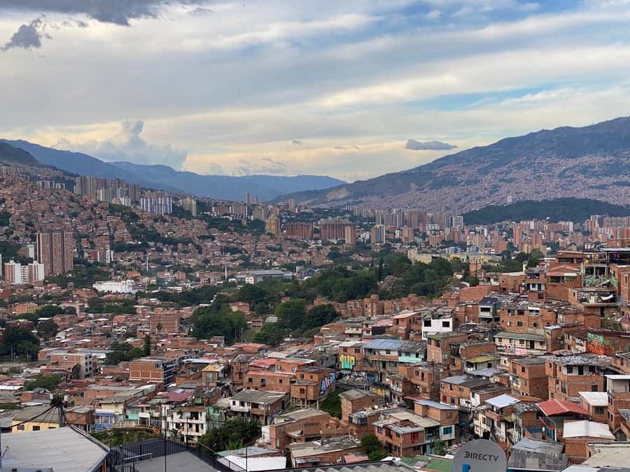 Tour Medellín: Pablo Escobar and Commune 13 - Commune 13, from danger to community pride