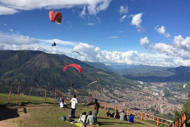 Tour Paragliding - Timing, weather, and schedule planning