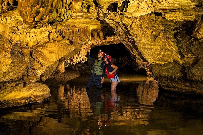 Tour to Río Claro and La Caverna del Cóndor - Rafting brings the first burst of energy