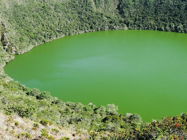 Village and Lake Guatavita Private Tour with Optional Lunch - What the private format adds