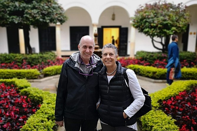 VIP Bogota City Tour: Farmers Market, Monserrate, Candelaria, 9hr - Paloquemao and the flavors of Colombia
