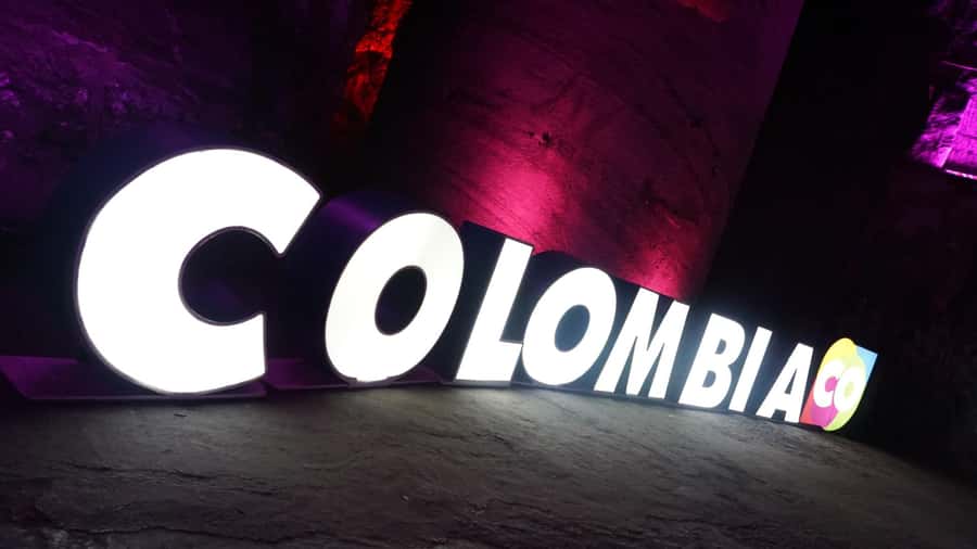 Zipaquirá: Private Salt Cathedral Mine and Walking Tour - Plaza de los Comuneros and Zipaquirá’s Old Center