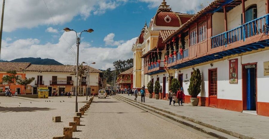 Zipaquirá Salt Cathedral & Andrés Carne de Res (Chía) - How the 10-hour schedule feels