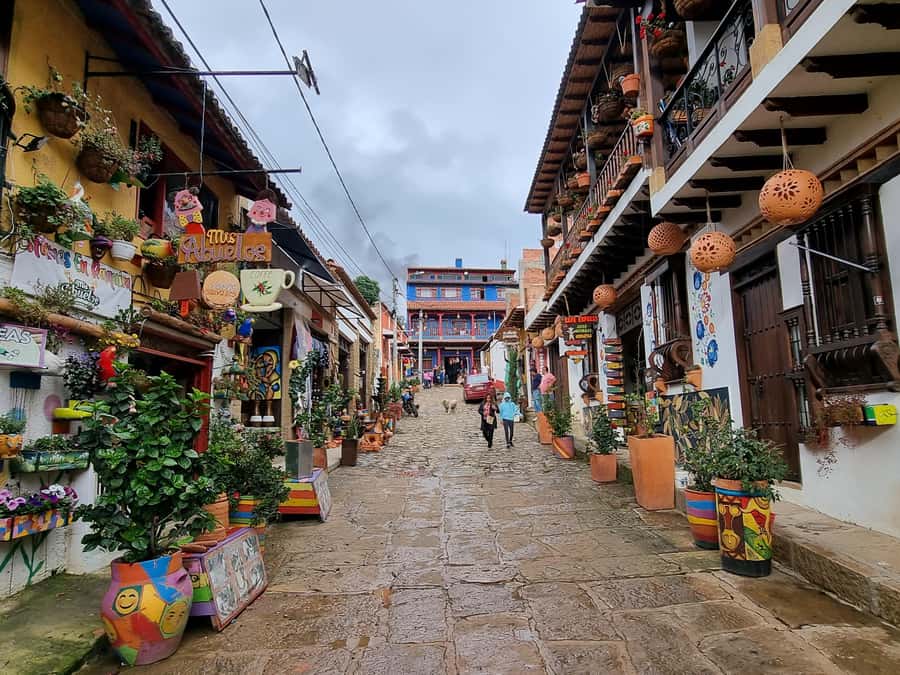 Zipaquirá Salt Cathedral & Villa de Leyva Tour 1 Day - Is $280 per person a fair price?